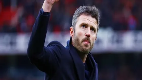 拜仁计划下赛季签下诺伊豪斯，违约金高达4000万欧元